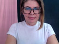 I am a mature woman who loves to be naughty. Do you wanna get naughty together?