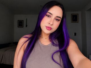 camslut webcam video ChloeRici
