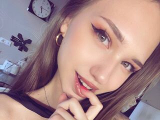 striptease cam EarthaMaruyama