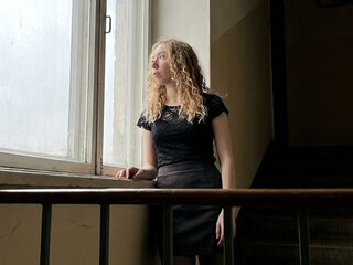 free adultcam LilyWhitman