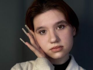 naked webcam girl photo SantanaJohanek