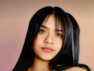 fingering girl webcam  SolRusso