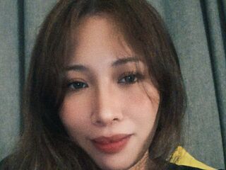 nude webcamgirl picture ThylaMax