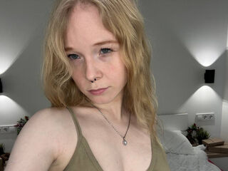 dirty cam show KamiMellema