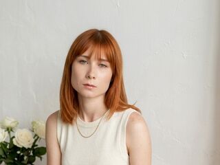 camgirl photo KiraSunley