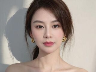 camslut masturbating XiaoJuan