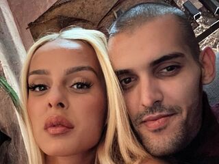 live couple cam GinaMikelSchmidt