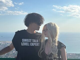 couple showing tits LucilleAndMoriah