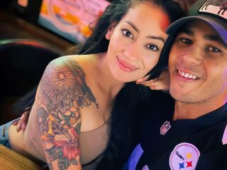 live webcam WolfCouple