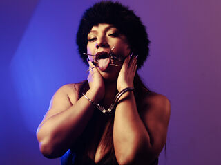 sex slave chat room EvaChastens