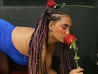 golden shower webcam HannahRuiz