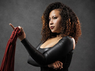 domina webcam LissethValencia