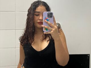 girl shaving pussy AbygailGarcia