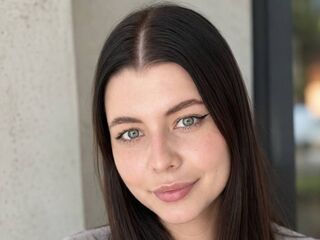 live webcam performer AleshiaLeviston