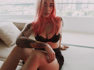 camwhore spreading pussy AlessaLaurent