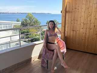 fingering cam whore AlyVee