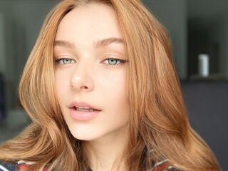 girl topless AmberEvens