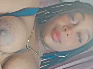 camslut naked AndyCrux