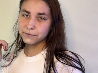 naughty cam girl AngelaDefelice