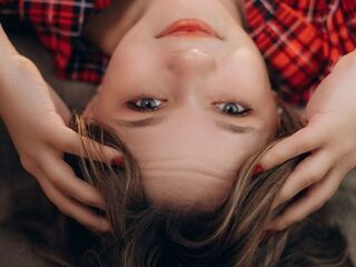 hot webcam video AnnAmour