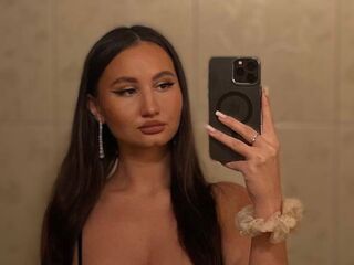 webcam babe chatroom AriaWaverly