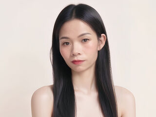 naked camgirl masturbating ArianaHuiHui