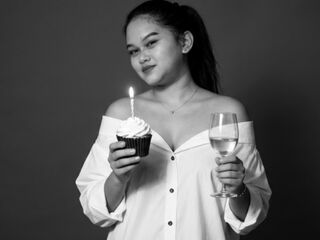 naked girl with webcam masturbating with vibrator AshleeRodriguez