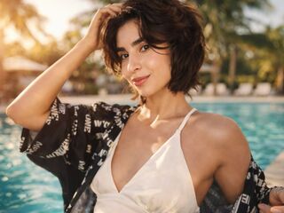 cam girl playing with dildo AyeshaDavich