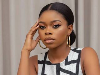 nude webcam BeccaSpark