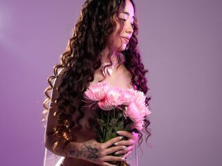 sexy webcamgirl BellaClaire