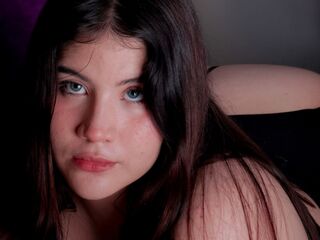 webcamgirl chat room BiancaField