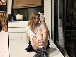 camwhore masturbating with sextoy BrandiStover