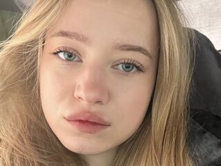 beautiful webcamgirl CarmelVansciver