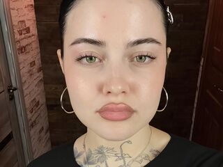 shower web cam CarmenFurmanik