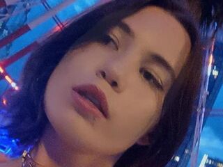 camgirl masturbating with dildo EdenHoon