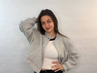hot girl webcam photo ElaraWhitmoren