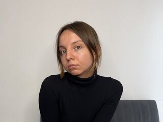 live teaser webcam EleonoraSzabo
