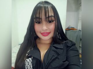 camgirl fingering bald pussy EmaClarens