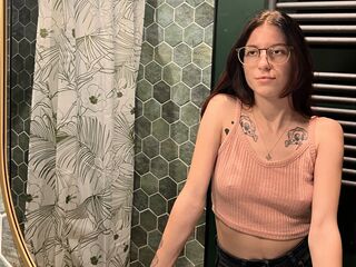 cam girl fingering EmiliaSmitti