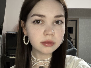 free web cam chat EmilyCarler