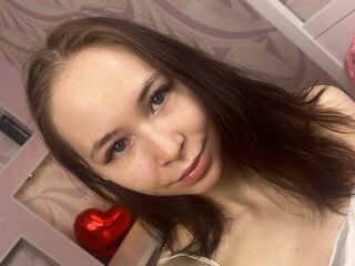 naughty camgirl masturbating with dildo GladysDryer