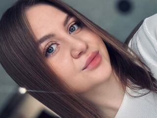 nude camgirl photo GloryQuent
