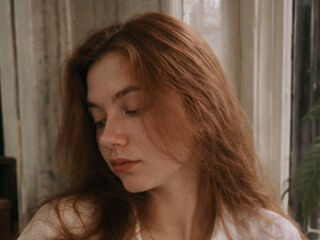 camgirl webcam photo HermineHerl