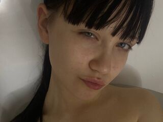 camslut fingering shaved pussy HertaArcega