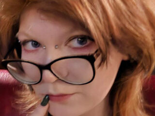 strip show InezHiefnar