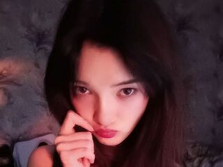 adult chat IngerTycer