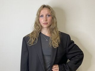 cam girl fingering IrinaVelzeboer