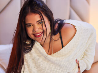 chat room live webcam IvoneSky