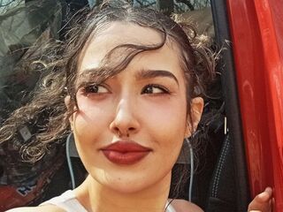 cam slut chat room JadeeParker