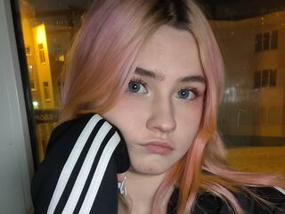 hot naked cam girl JanenePreyer